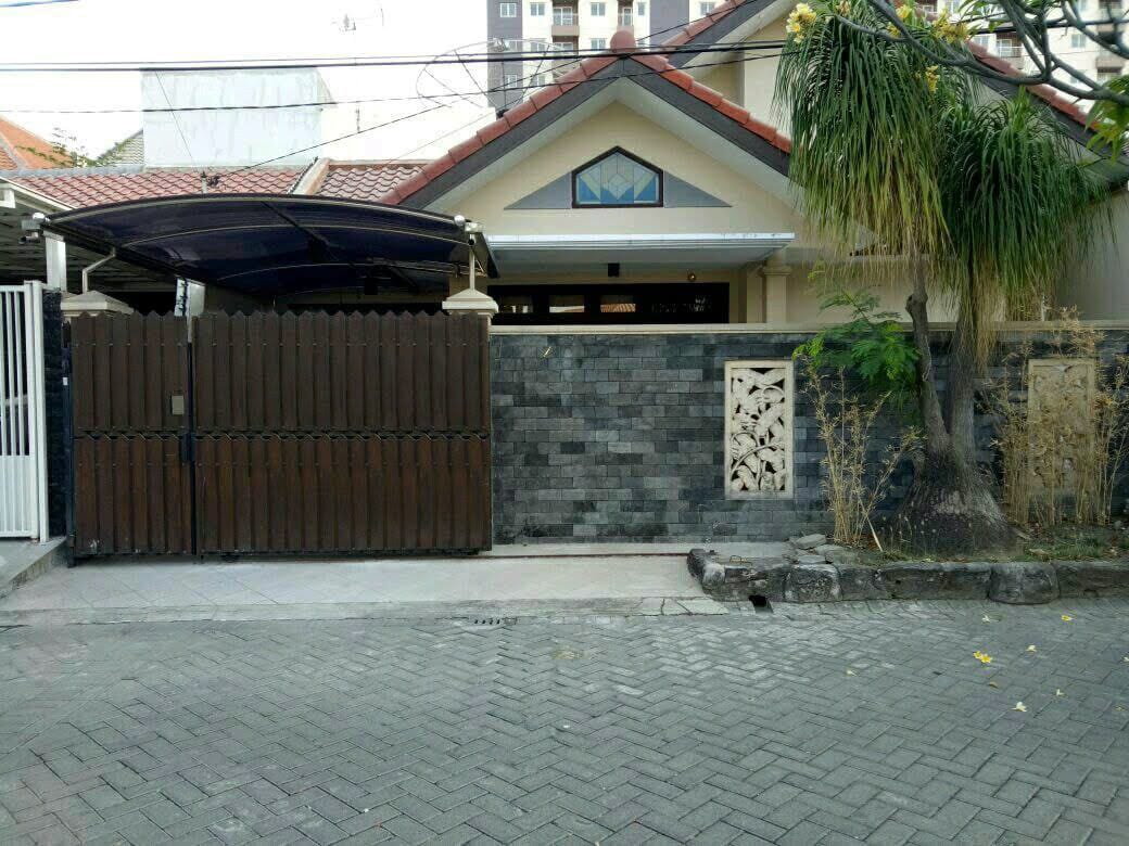 Dijual Rumah Terawat Siap Huni Lokasi Strategis di Villa Kalijudan Surabaya Timur - Image 1