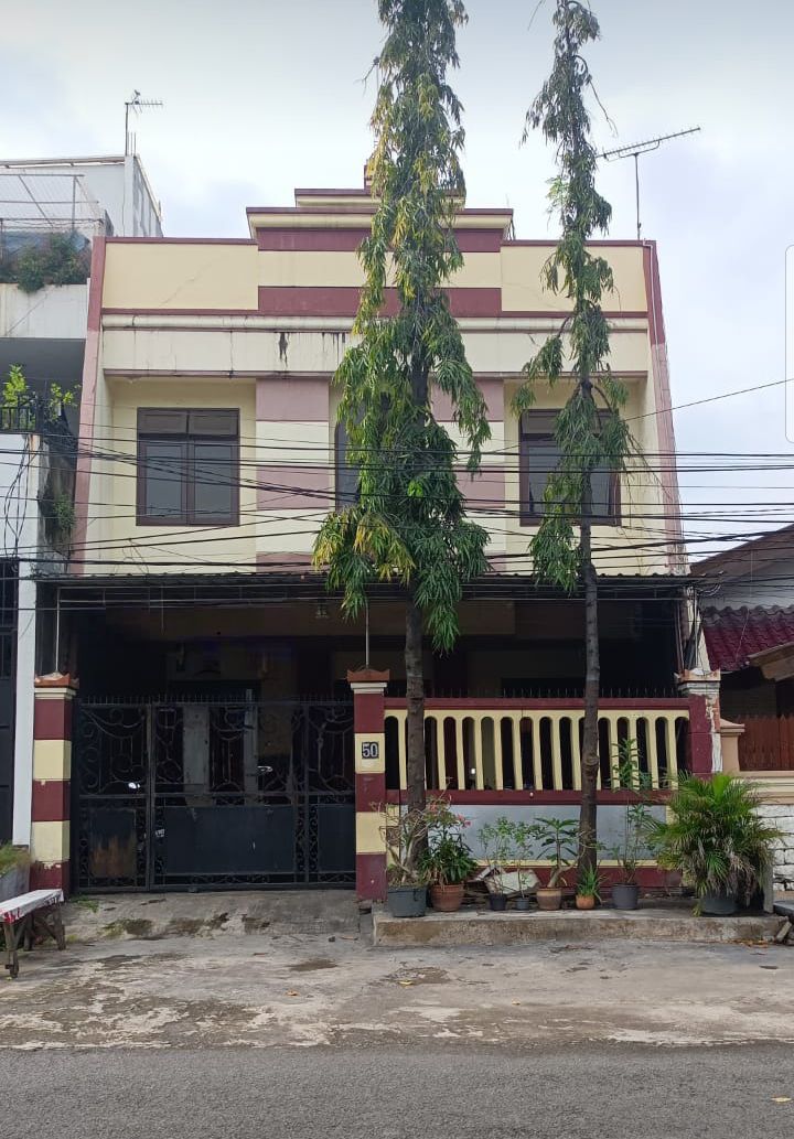 Rumah Kost Dijual Lokasi Strategis Ngagel Jaya Surabaya Timur - Image 1