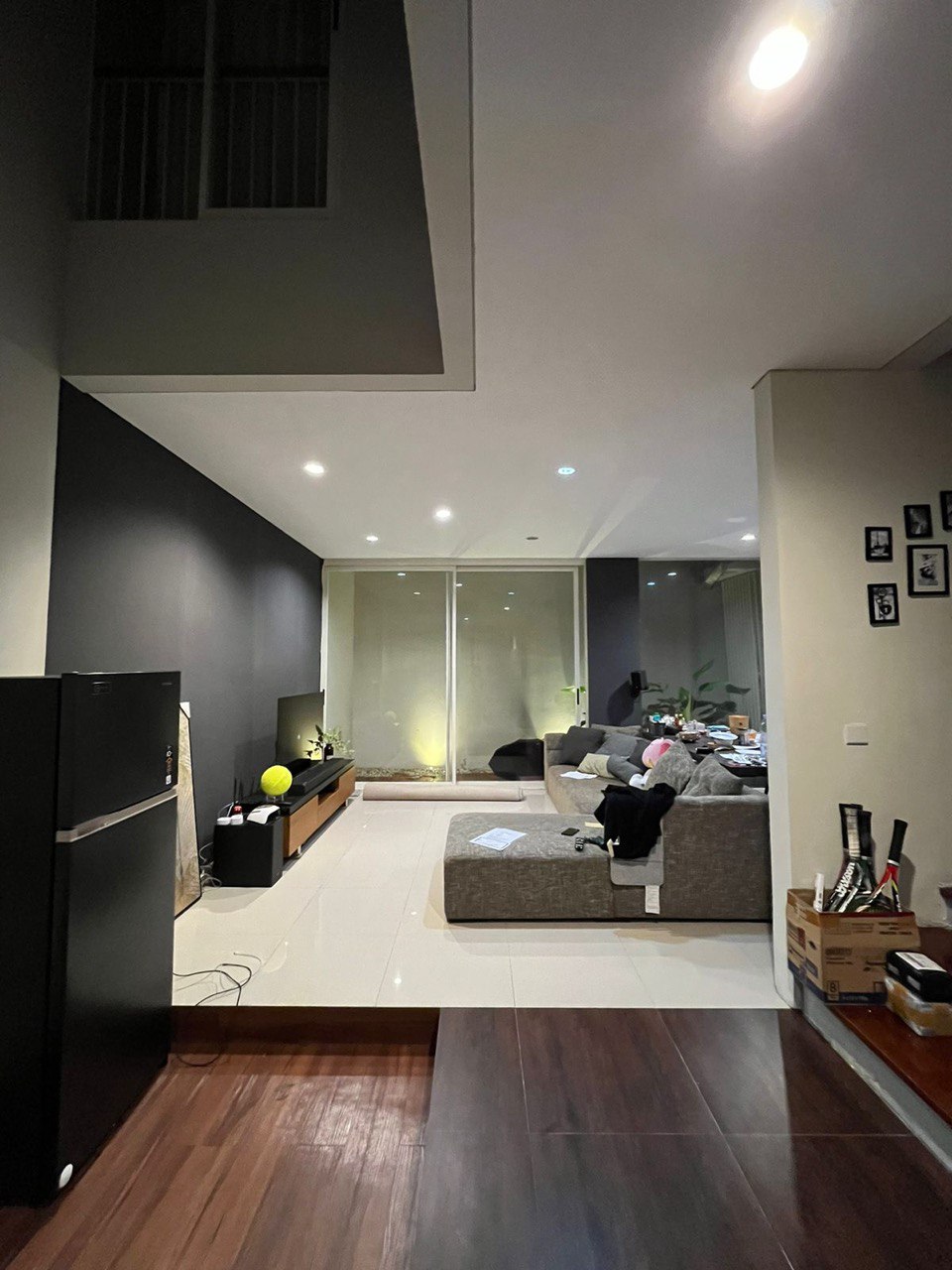 Dijual Rumah Modern dan Luas di Greenlake Citraland Surabaya Barat - Thumbnail 3