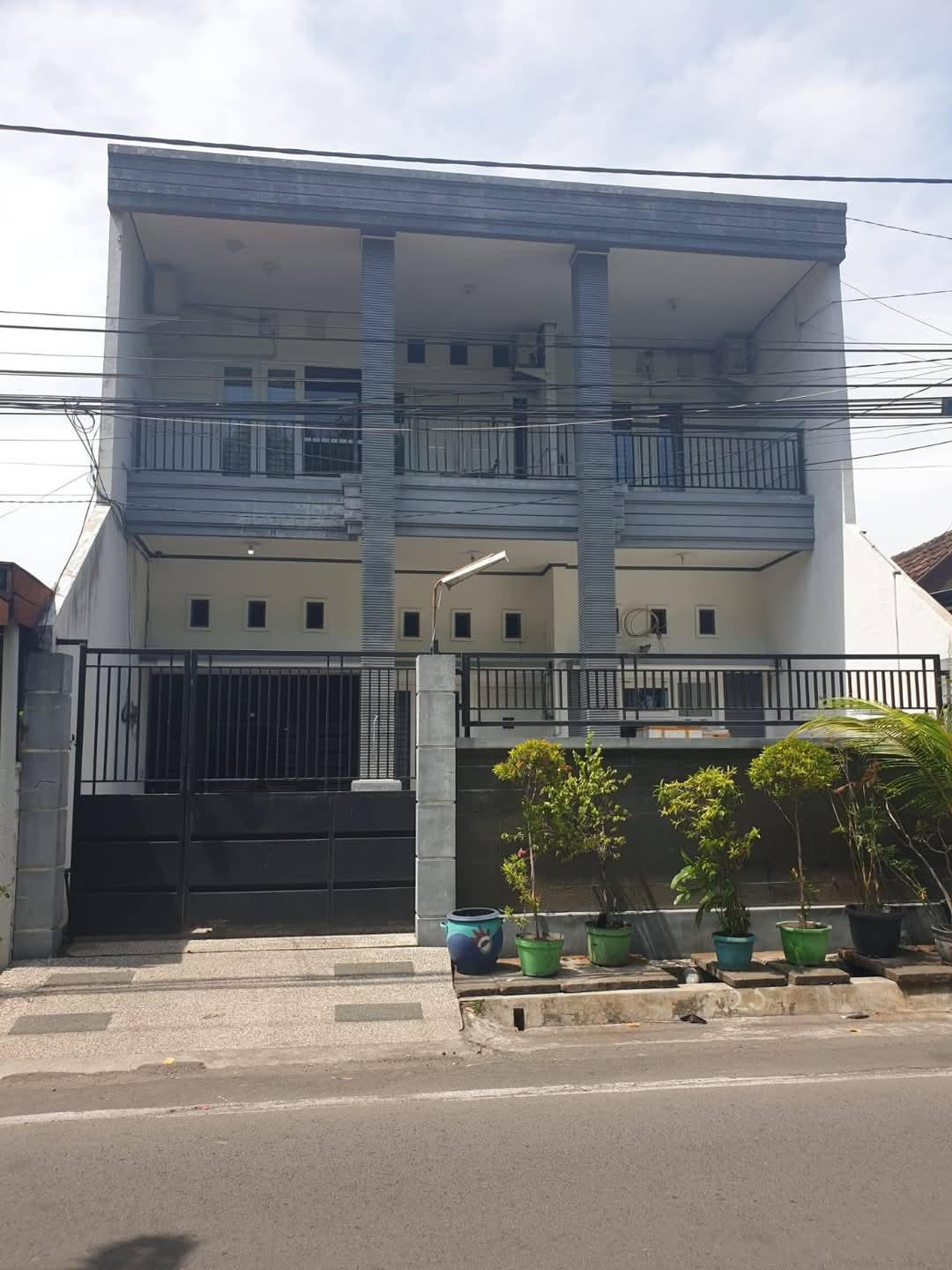 Dijual Rumah Kos Aktif 2 Lantai di Ngagel Tirto Surabaya Timur - Image 1