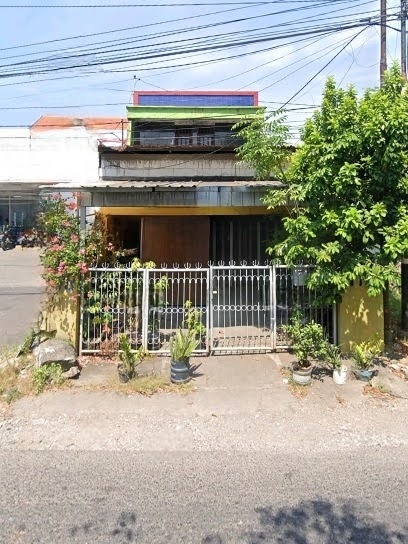 Dijual Rumah dengan 6 Kamar di Sukosemolo Surabaya Timur - Image 1