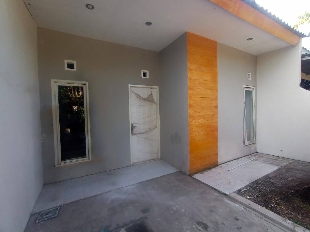 Dijual Rumah Strategis Taman Gunung Anyar Surabaya Timur - Image 1