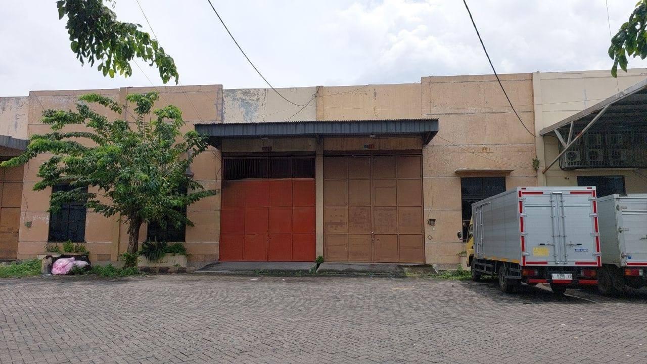 Dijual Gudang di Mutiara Margomulyo Permai Surabaya Barat Siap Operasi - Image 1