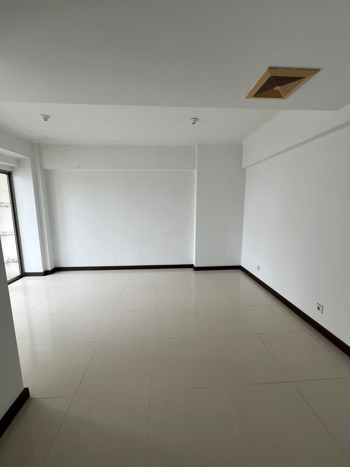 Dijual Apertemen di Waterplace Surabaya Barat Dekat dengan Pakuwon Mall - Image 1