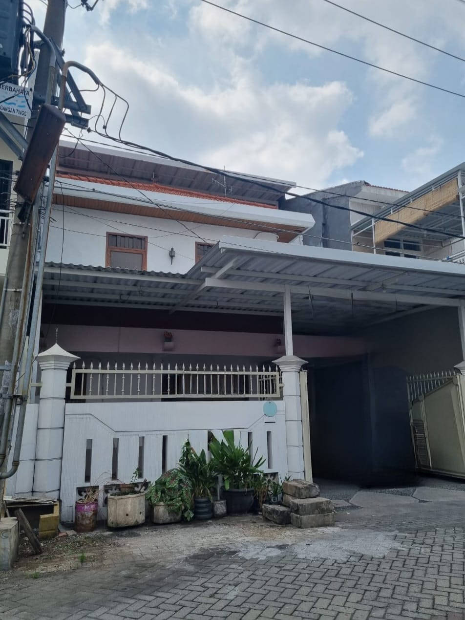 Dijual/Diseewakan Rumah Strategis di Satelit Utara Surabaya Barat - Image 1
