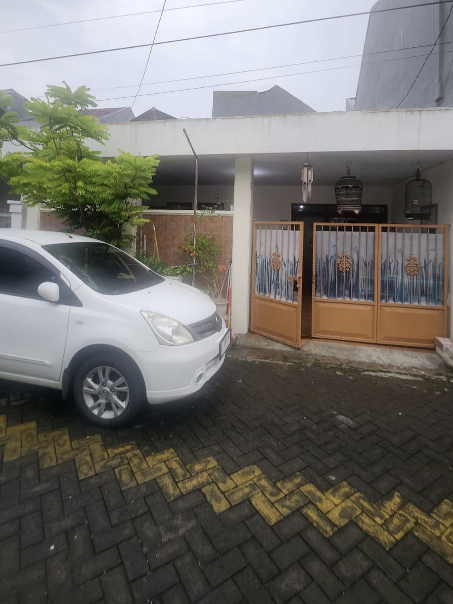Dijual Rumah Lokasi Strategis Wiyung Indah Surabaya Barat - Image 1