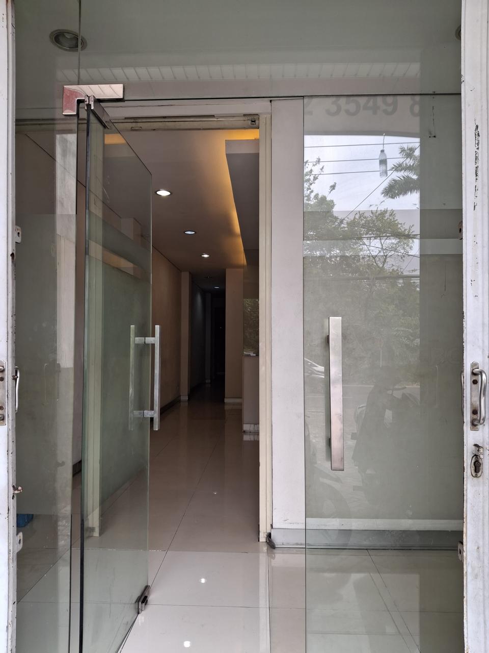 Dijual Ruko Strategis Lokasi Raya Jemursari Surabaya Timur - Image 1