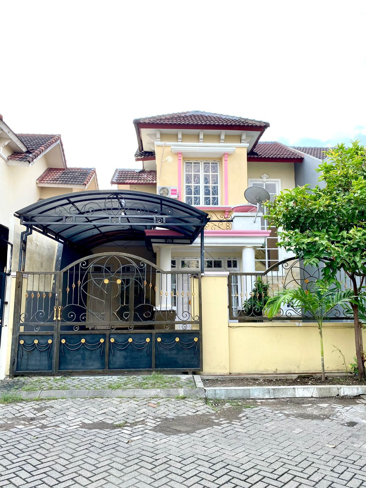 Dijual Rumah Nyaman Strategis di Perum Mutiara Regency Sidoarjo - Image 1