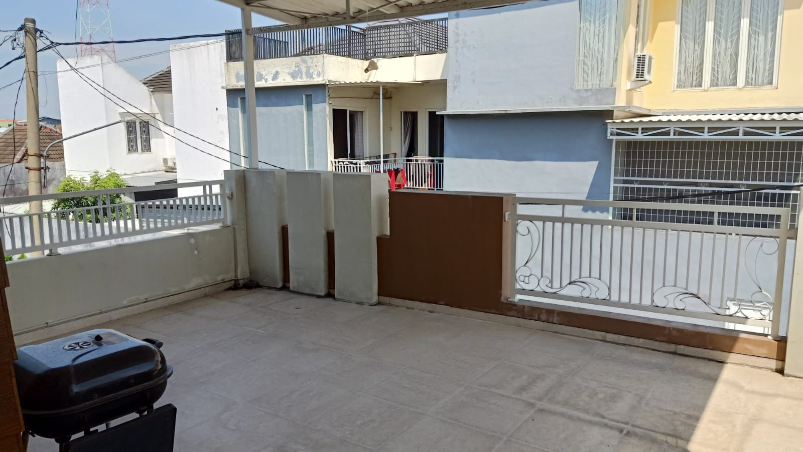 Dijual Rumah Bagus Terawat dan Murah di Simpang Darmo Regency Wilayah Surabaya Barat - Thumbnail 2