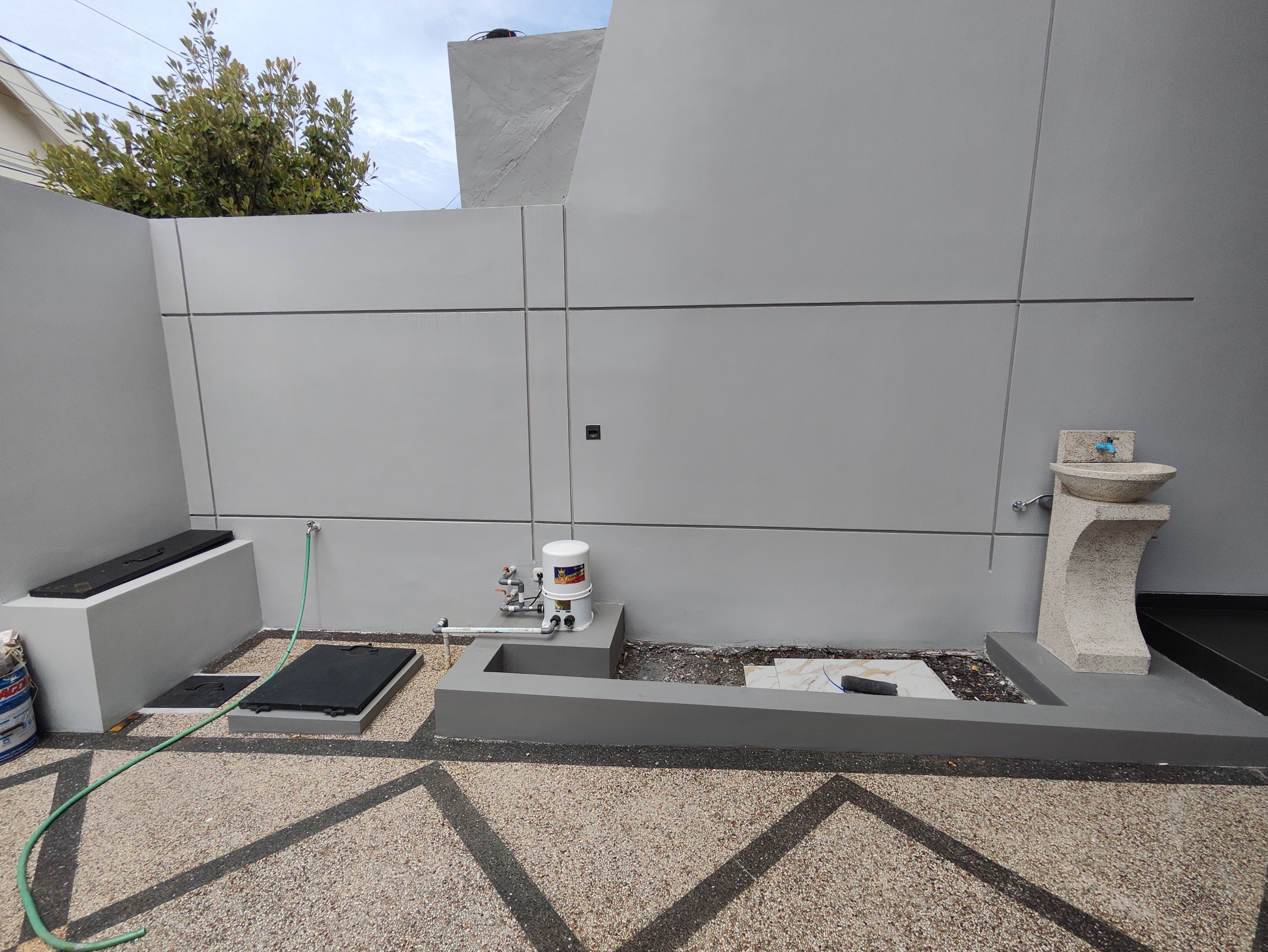 Dijual Rumah Baru Modern di Darmo Permai Utara Surabaya Barat - Thumbnail 3