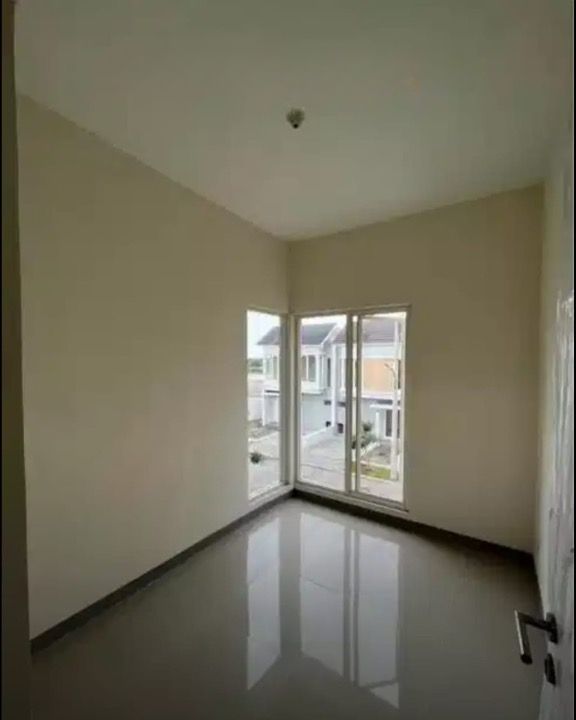 Dijual Rumah Minimalis dan Strategis di Anvaya Tambak Cemandi Sidoarjo - Thumbnail 2