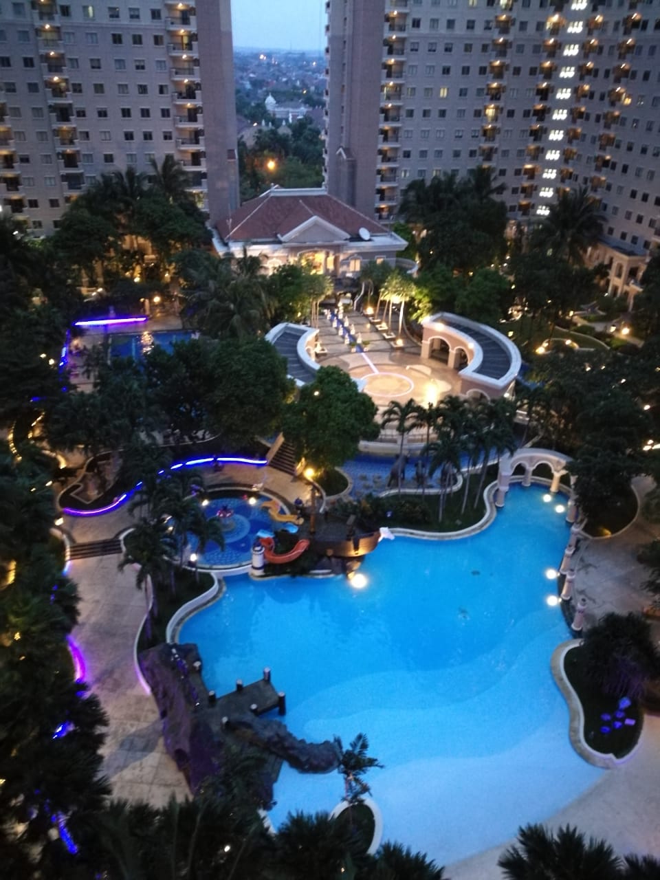 Dijual Apartemen 3 BR Water Place Tower C Dekat PTC Surabaya Barat - Thumbnail 2