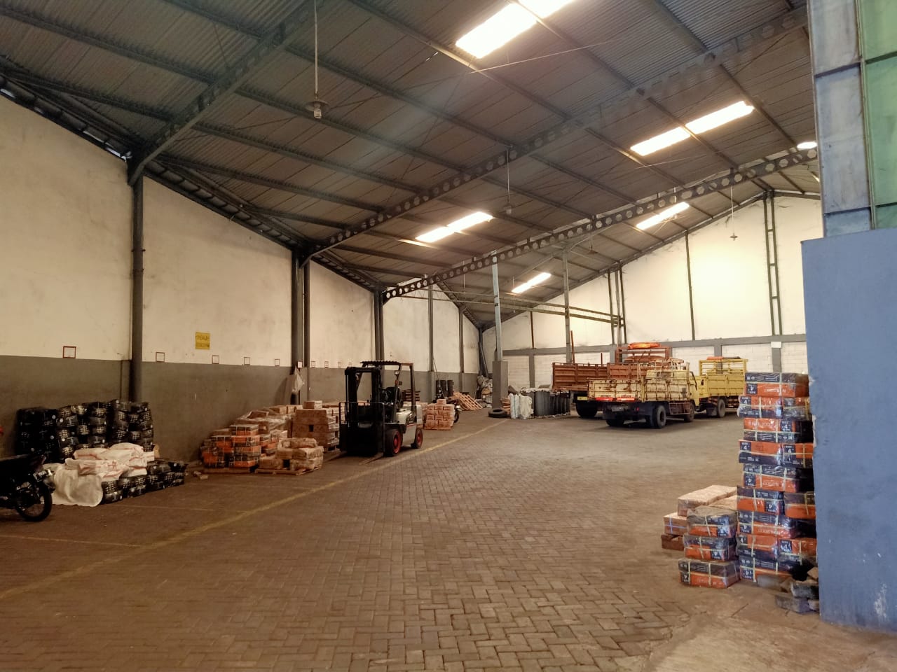 Dijual Gudang Angtropolis Margomulyo Lokasi Surabaya Barat - Image 1