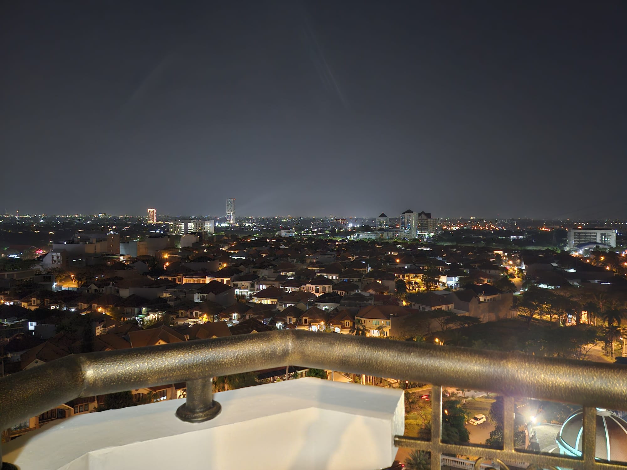 Dijual / Disewa Apartemen Water Place, Surabaya Barat – Nyaman dan Strategis - Image 1