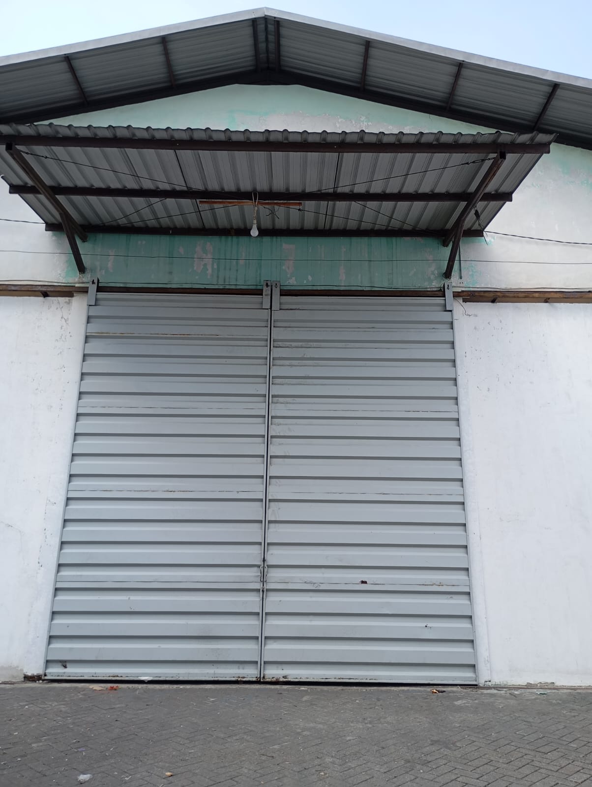 Disewakan Gudang Suri Mulya Komersial Strategis Wilayah Surabaya Barat - Image 1