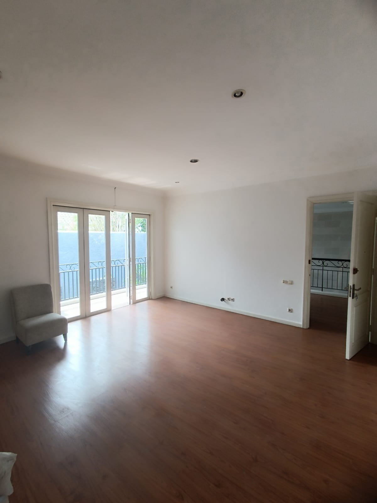 Dijual Rumah Mewah di Citraland Surabaya Barat - Image 1