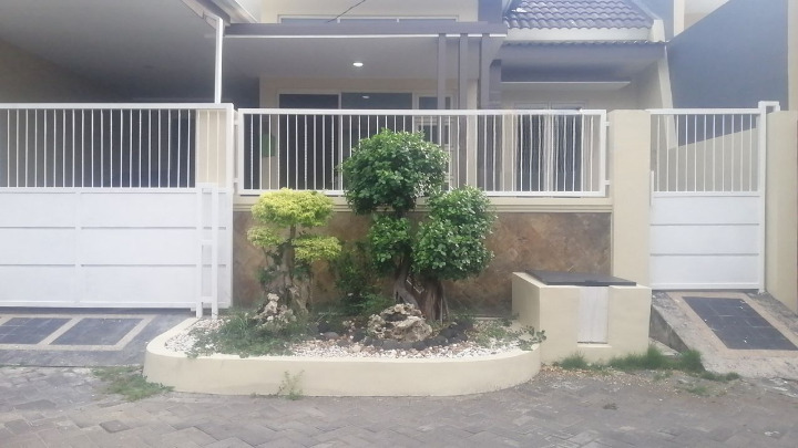 Dijual/disewakan Rumah Bagus Minimalis di Permata Safira Regency Surabaya Barat - Image 1