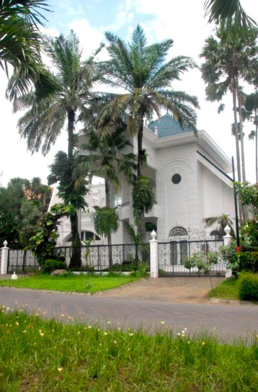 Dijual Rumah Mewah Furnished di Araya Malang - Thumbnail 2