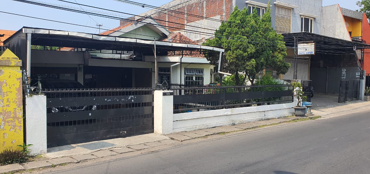 Dijual Rumah Lokasi Raya Jambangan Surabaya Selatan - Thumbnail 3