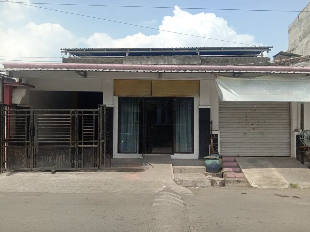 Dijual Rumah Usaha Lokasi Strategis Bibis Tama Surabaya Barat - Image 1