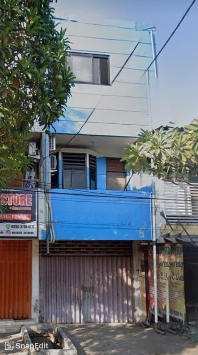 Disewakan Ruko Strategis Nol Jalan Raya Ngagel Jaya Selatan Surabaya Timur - Image 1