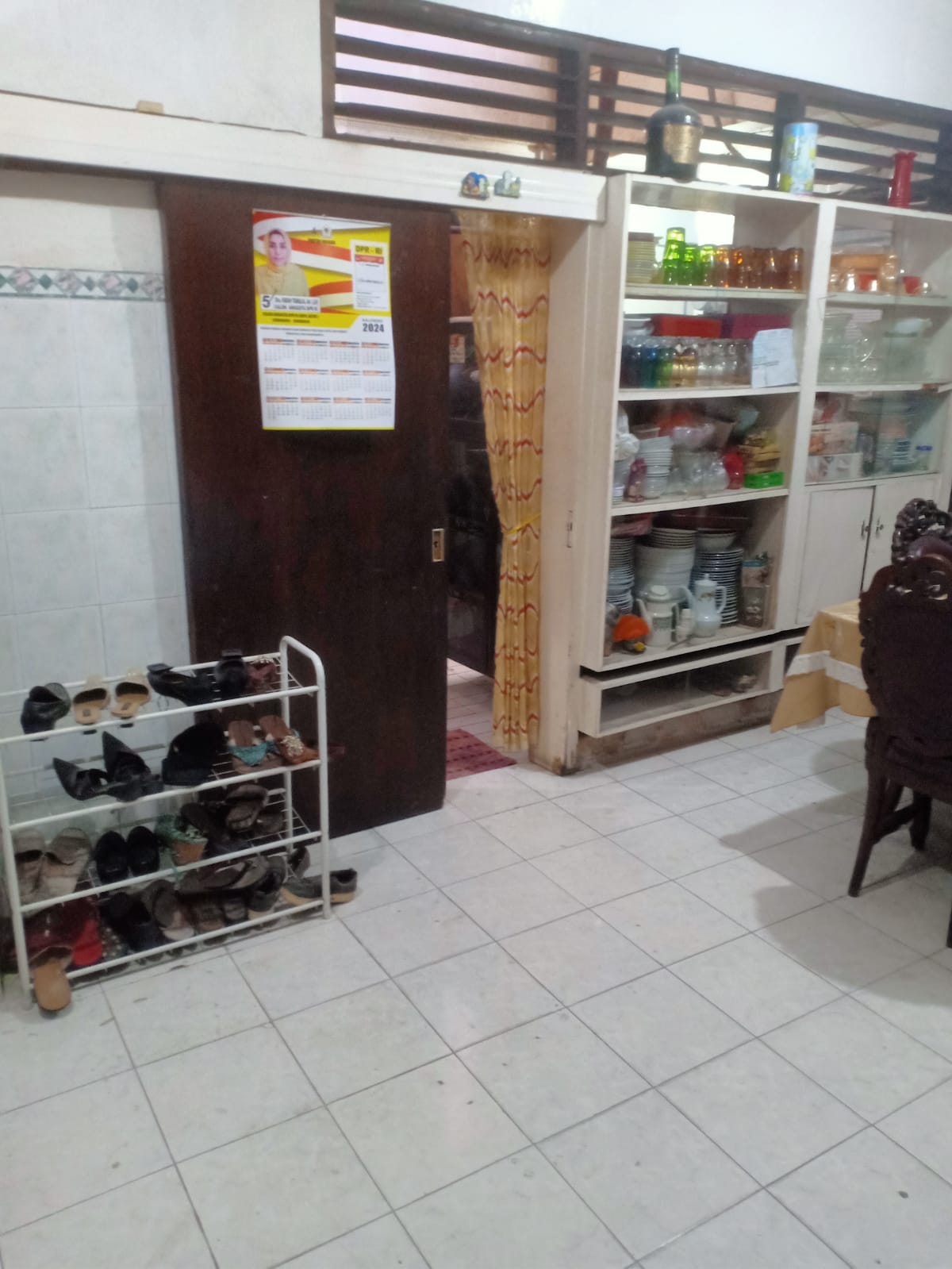 Dijual Rumah Nyaman Area Strategis Barata Jaya Surabaya Timur - Thumbnail 2