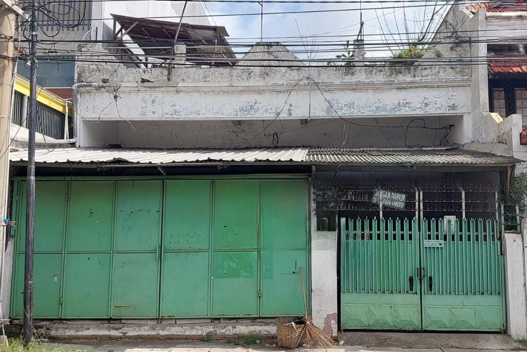 Jual Rumah Usaha Dekat Pusat Bisnis Dukuh Kupang Surabaya Barat - Image 1