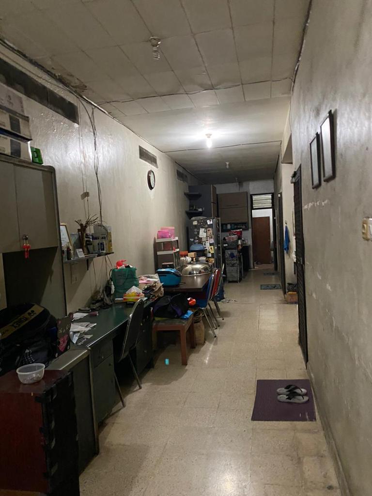 Rumah Dijual Lokasi Strategis Kalibutuh Tembok Dukuh Surabaya Pusat - Thumbnail 4