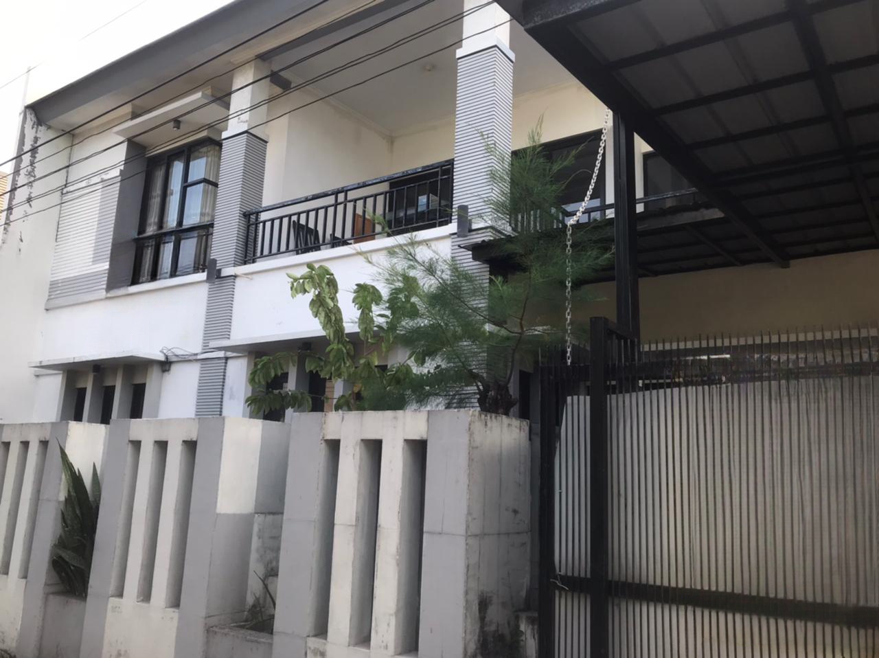 Dijual Rumah Hook Terawat di Pondok Maritim Indah Surabaya Barat - Image 1