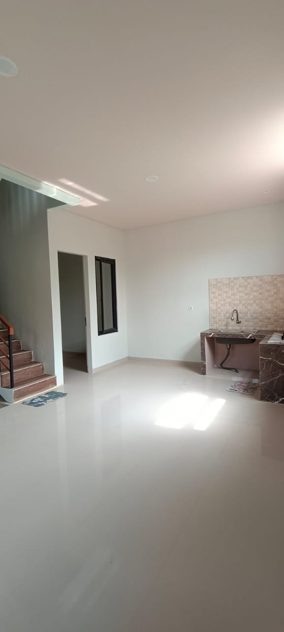 Dijual Rumah Nyaman dan Strategis di Menganti Permai Surabaya Barat - Thumbnail 4