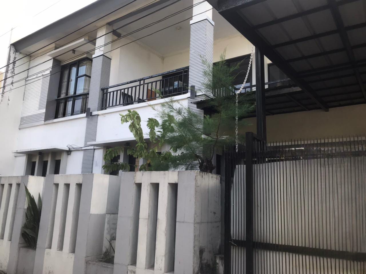 Dijual Rumah Hook Terawat di Pondok Maritim Indah Surabaya Barat - Image 1