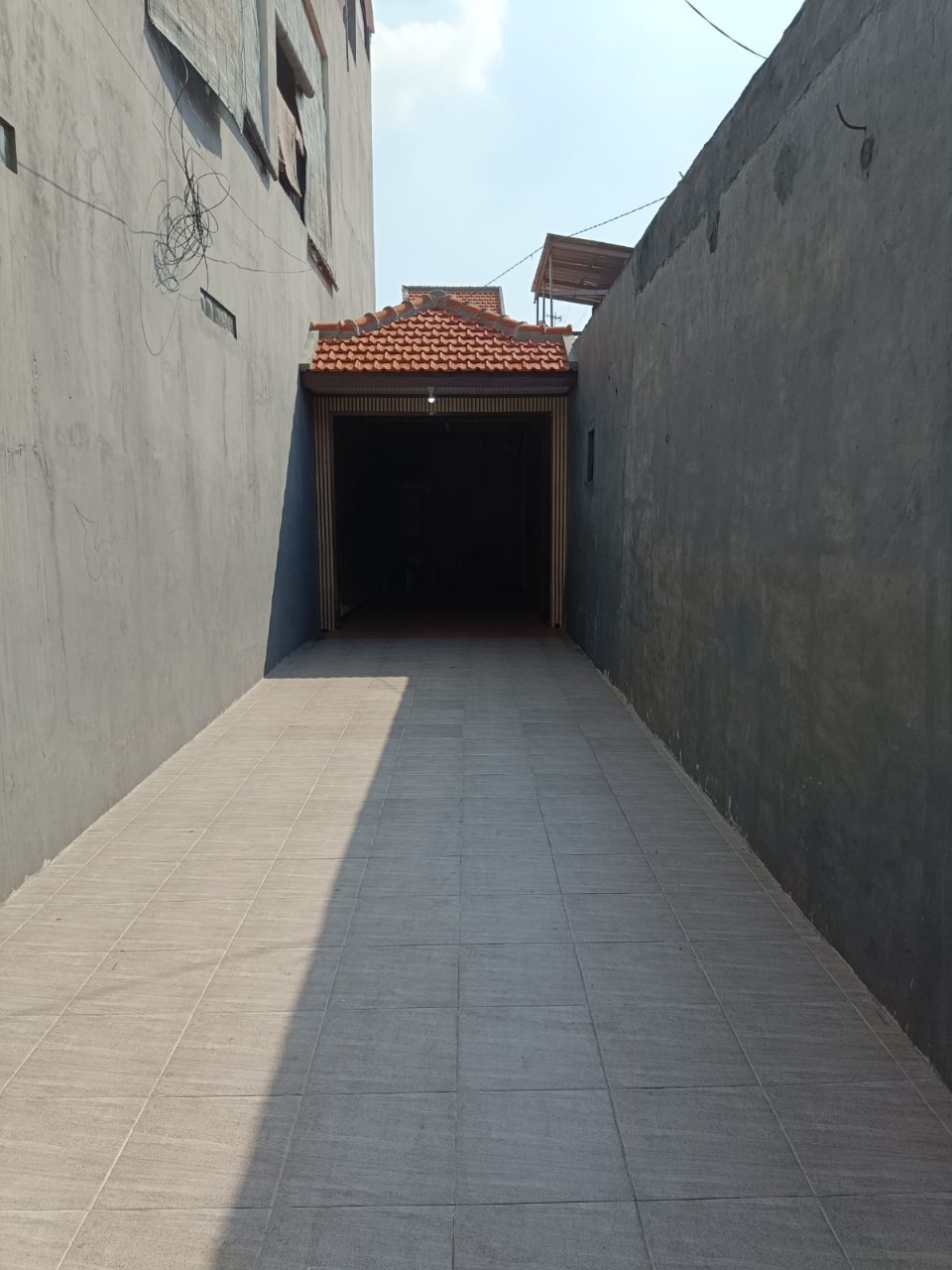 Dijual Rumah Nyaman di Surabaya Timur Dekat Stadion Gelora 10 November - Thumbnail 2