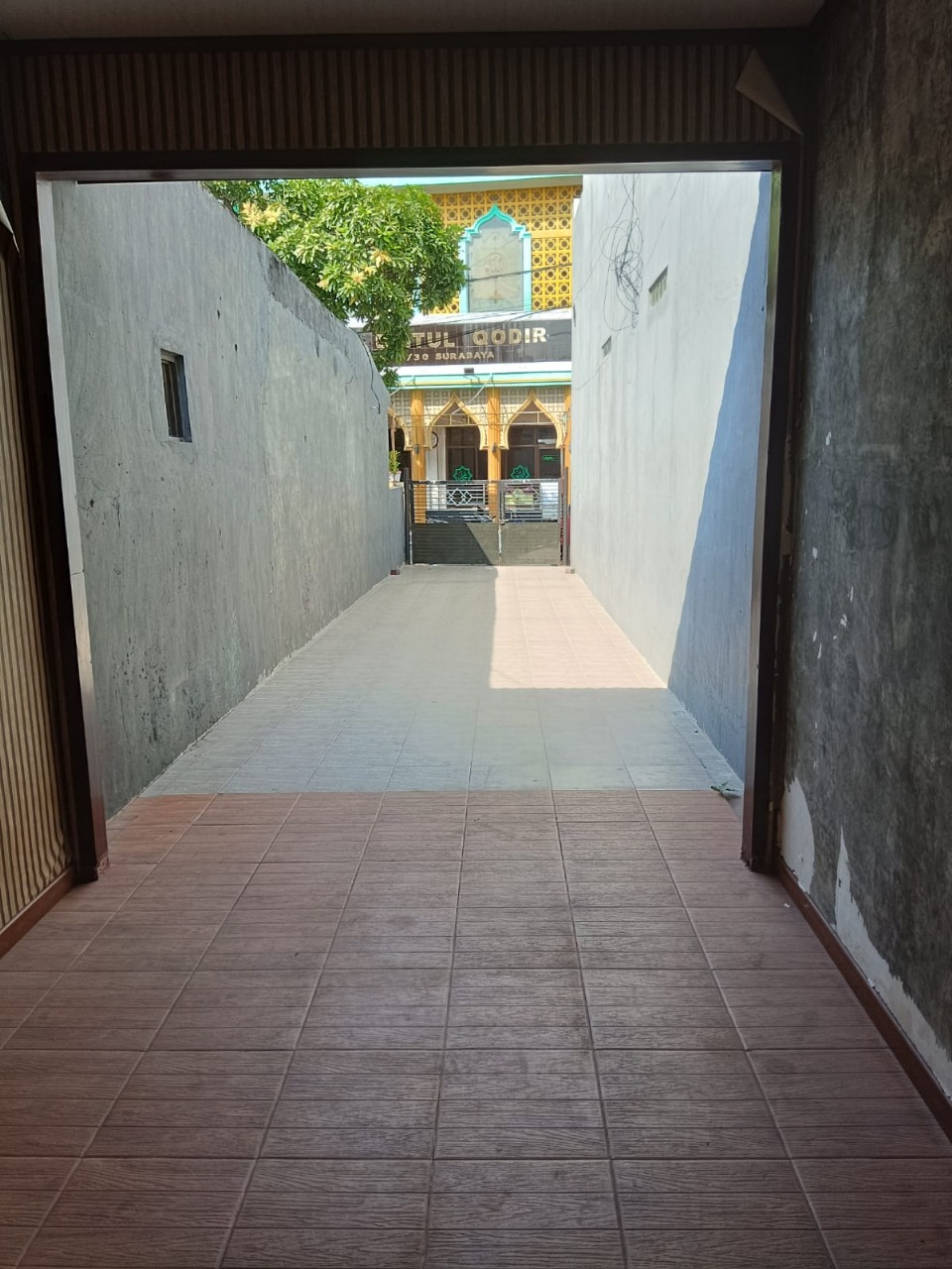 Dijual Rumah Nyaman di Surabaya Timur Dekat Stadion Gelora 10 November - Thumbnail 4