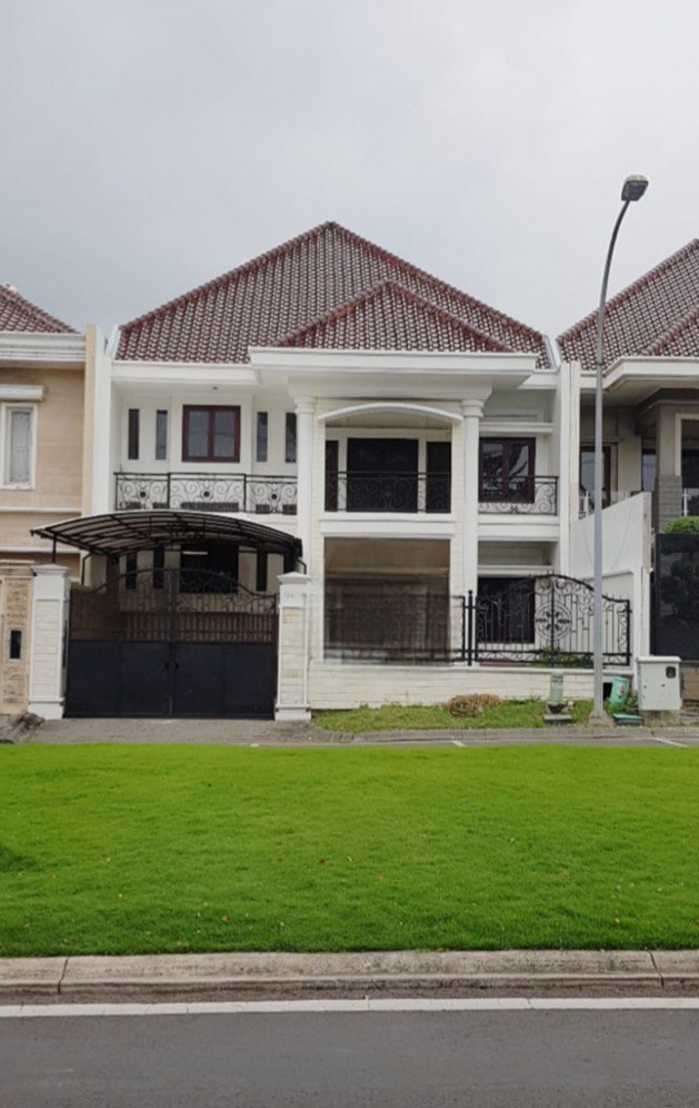 Dijual Rumah Usaha Raya Telaga Utama Road Citraland Surabaya Barat - Image 1