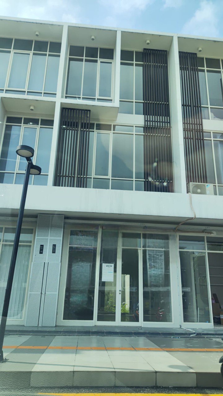 Dijual Cepat Ruko Northwest Boulevard Citraland Surabaya Barat - Image 1