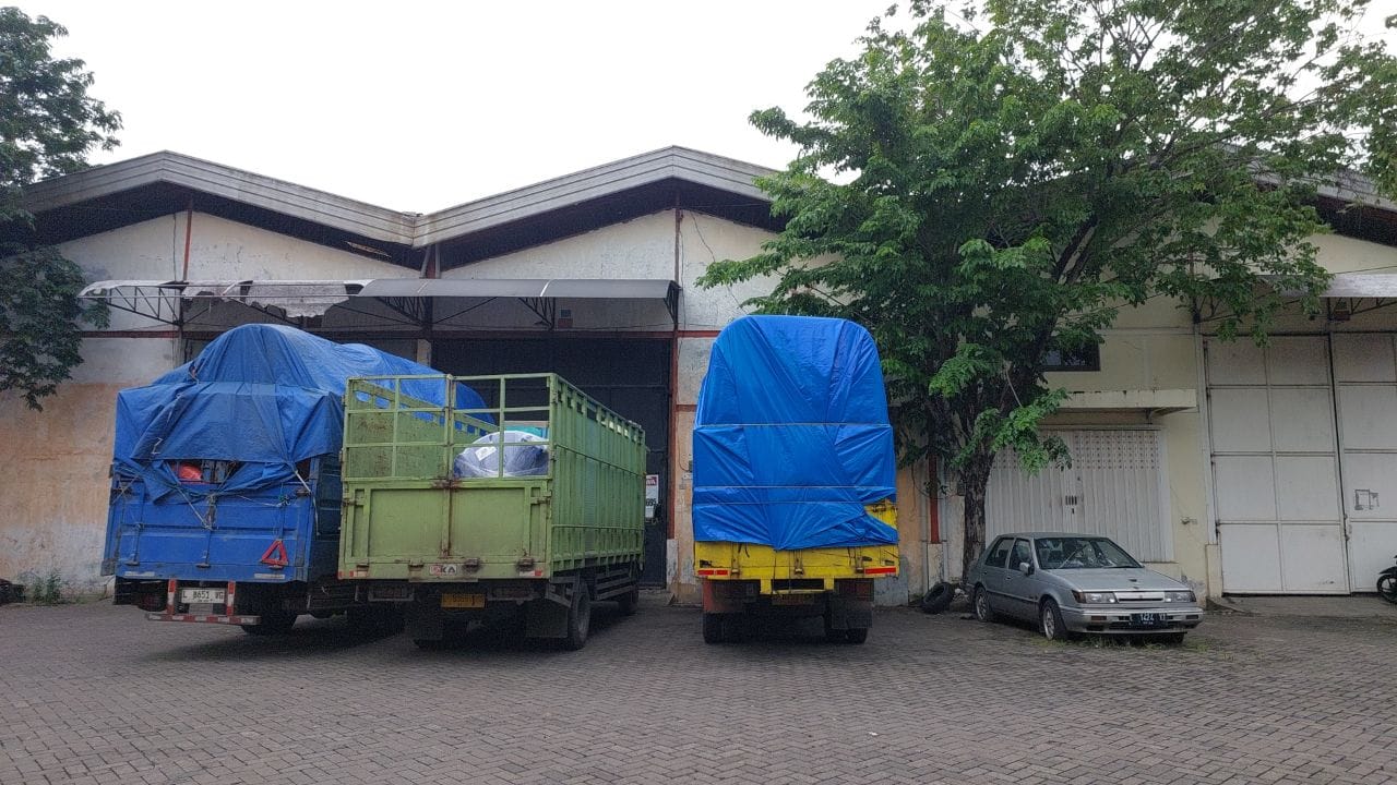 Disewakan Gudang Mutiara Margomulyo Indah Surabaya Barat - Image 1