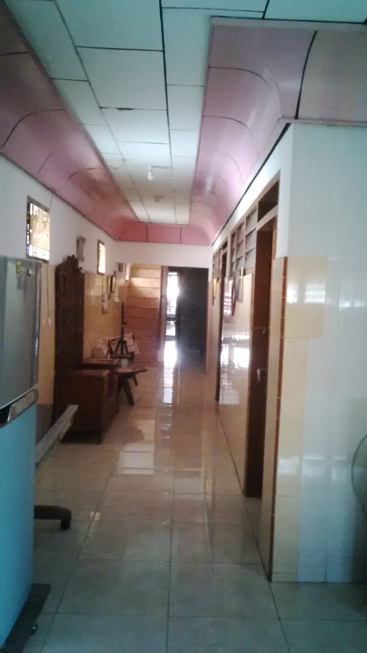 Dijual Rumah Luas 2 Lantai di Petemon Surabaya Barat - Thumbnail 4