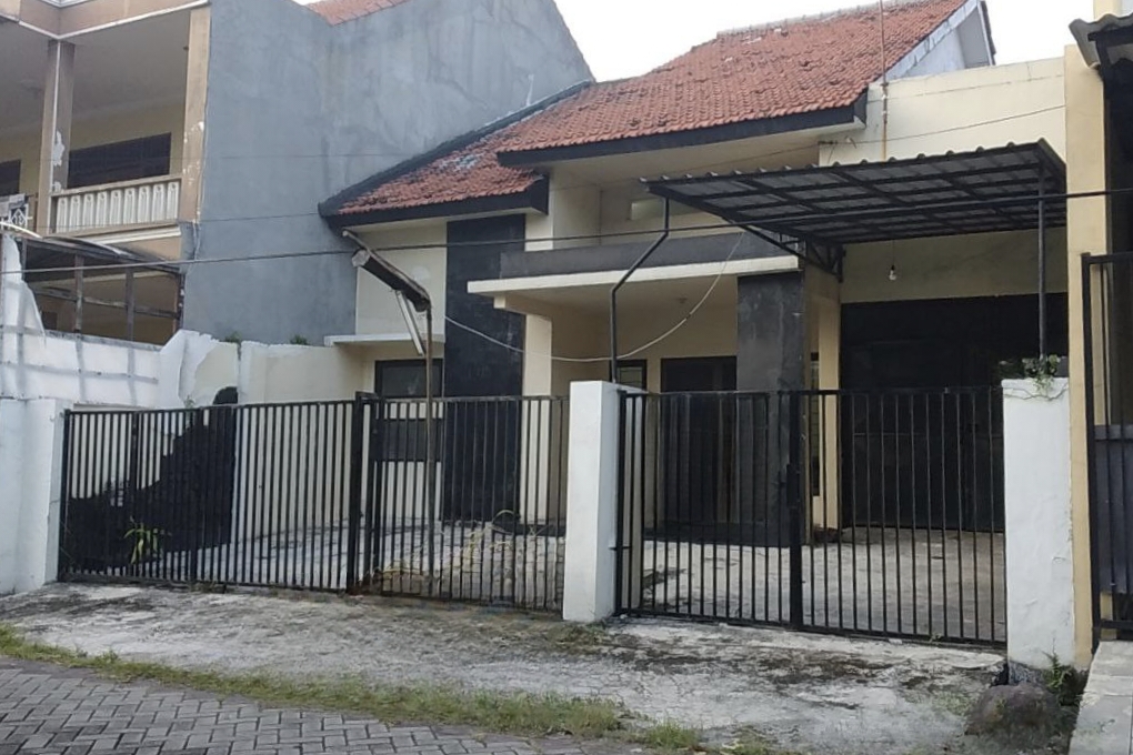 Disewakan Rumah Hunian Nyaman di Rungkut Mejoyo Utara Surabaya Timur - Image 1