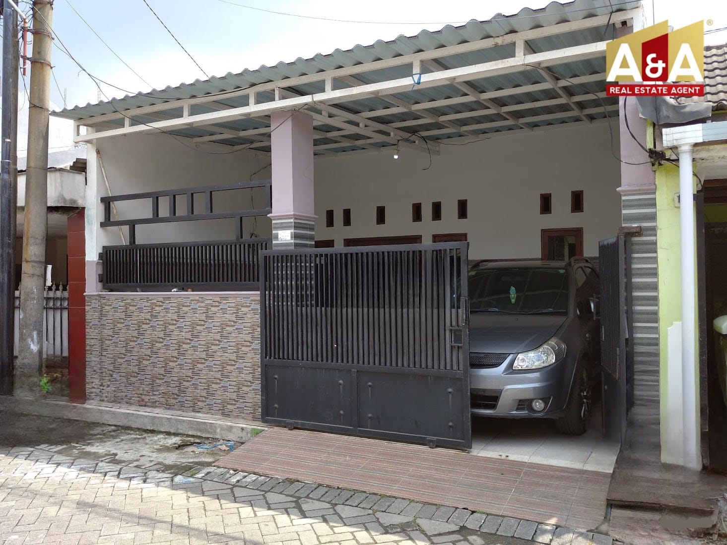 Rumah Siap Huni Dijual Dengan Harga Terjangkau Lokasi Surabaya Barat - Image 1
