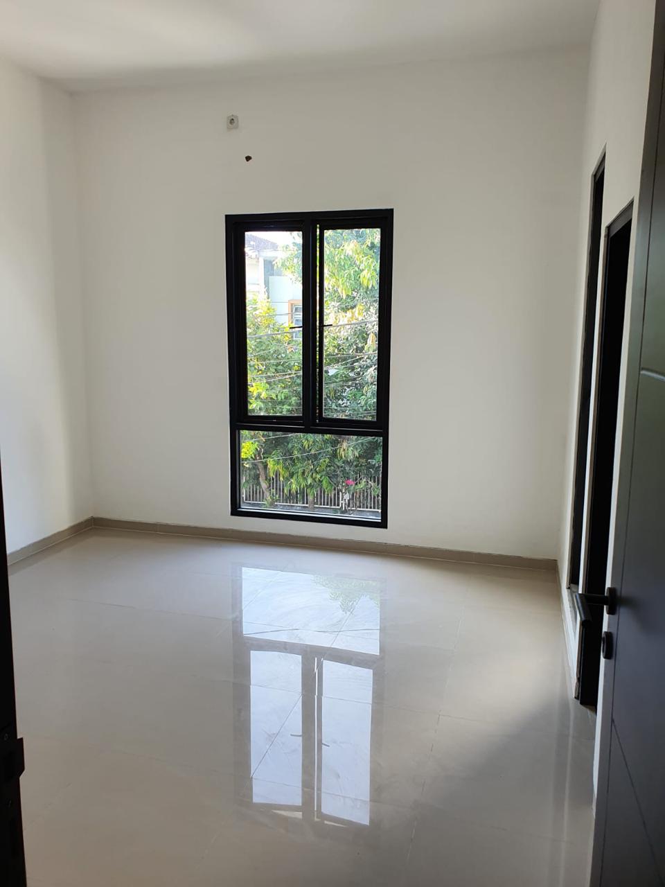 Dijual Rumah di Perumahan Nirwana Eksekutif Surabaya Timur - Thumbnail 3