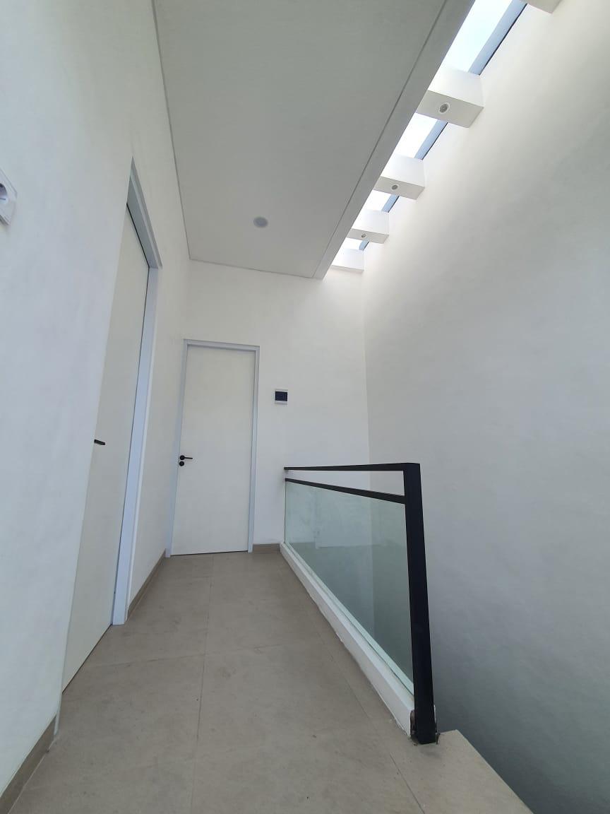 Dijual Rumah Lokasi Strategis di Baruk Utara Surabaya Timur - Thumbnail 4