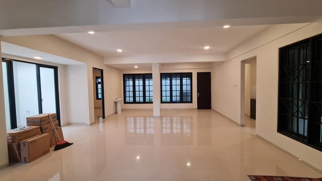 Dijual Rumah Siap Huni di Satelit Utara Surabaya Barat - Image 1