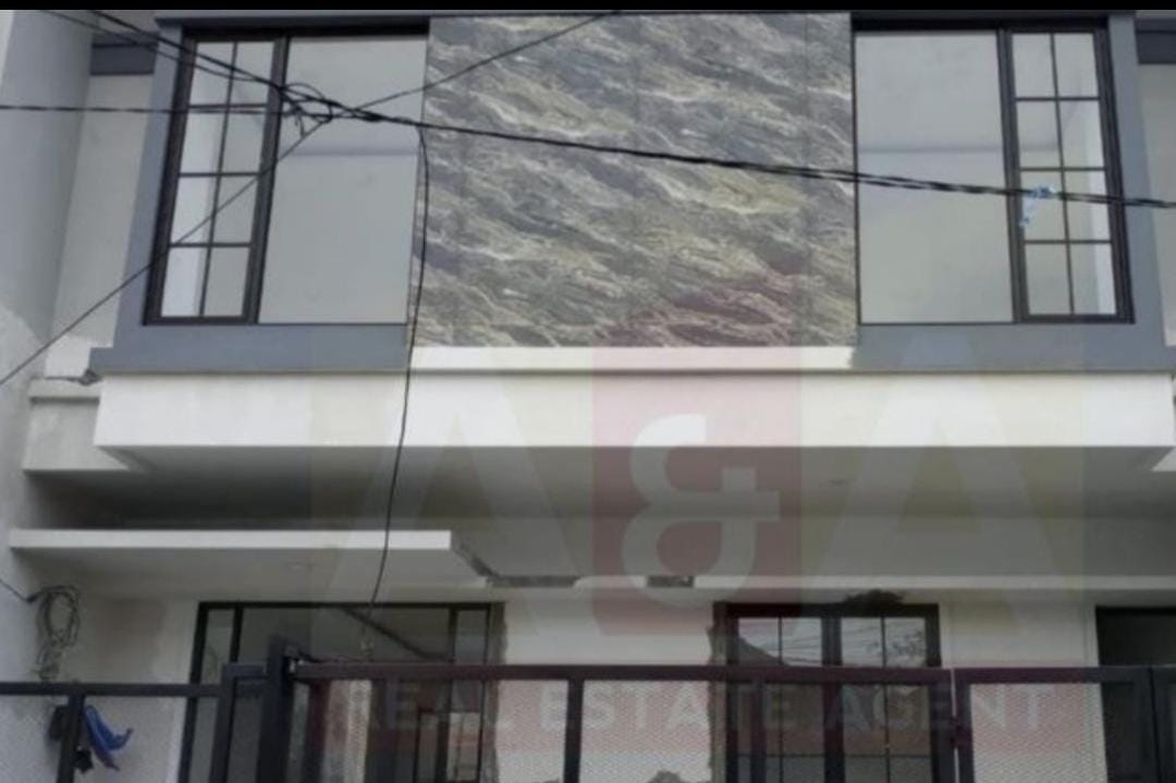 Dijual Rumah Baru Gress 2 Lantai Murah Klampis Semolo Barat Surabaya - Image 1