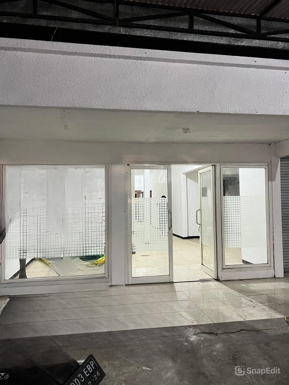 Disewakan Ruko Nol Jalan Raya Lokasi Strategis Ngagel Jaya Utara Surabaya Murah - Image 1