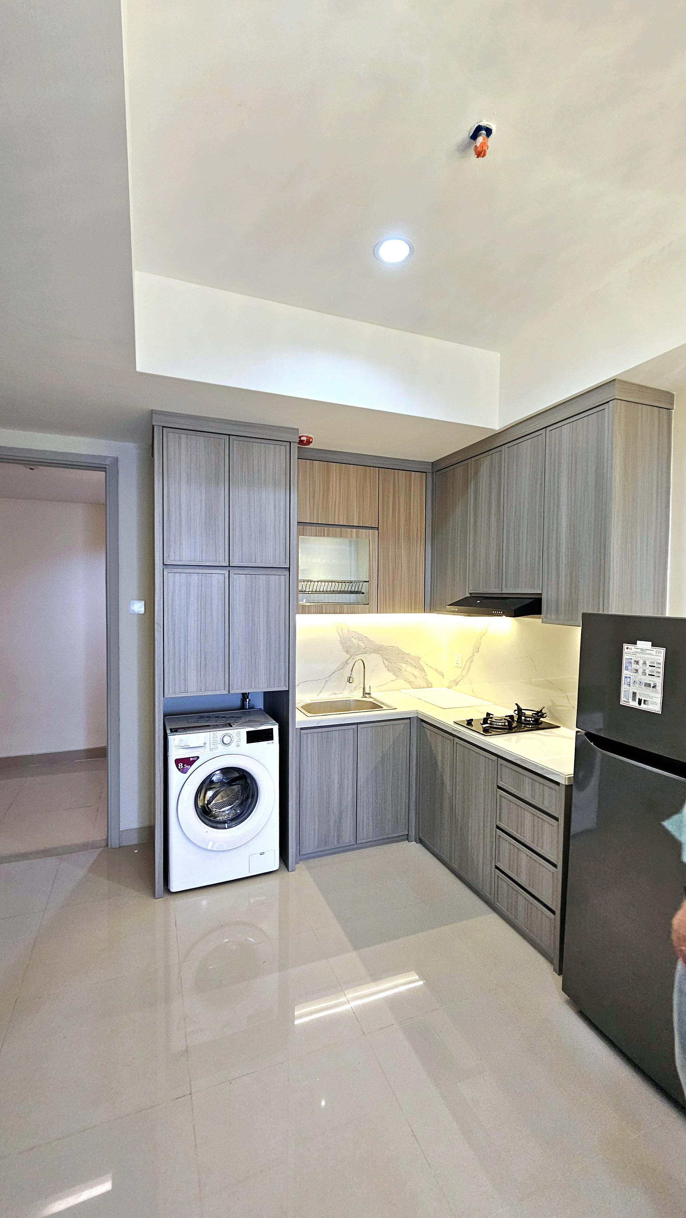 Dijual Apartment Grand Sungkono Lagoon Tower Caspian Surabaya Barat - Thumbnail 3