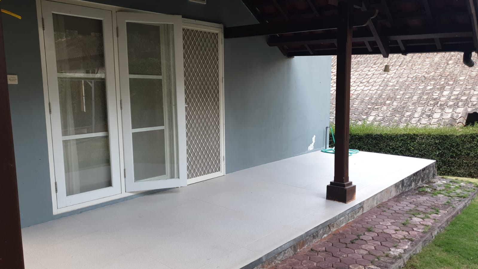 Dijual Villa Mewah di Grand Trawas Siap Huni dan Nyaman - Thumbnail 4