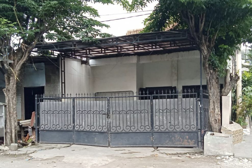 Dijual Rumah Eksklusif Lokasi Strategis di Kenjeran Surabaya Utara - Image 1