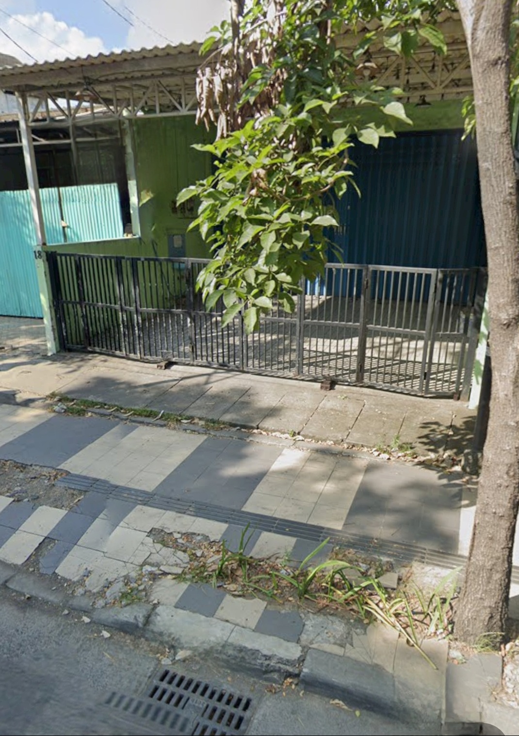 Disewakan Ruko Raya di Menganti Babatan Surabaya Barat - Image 1