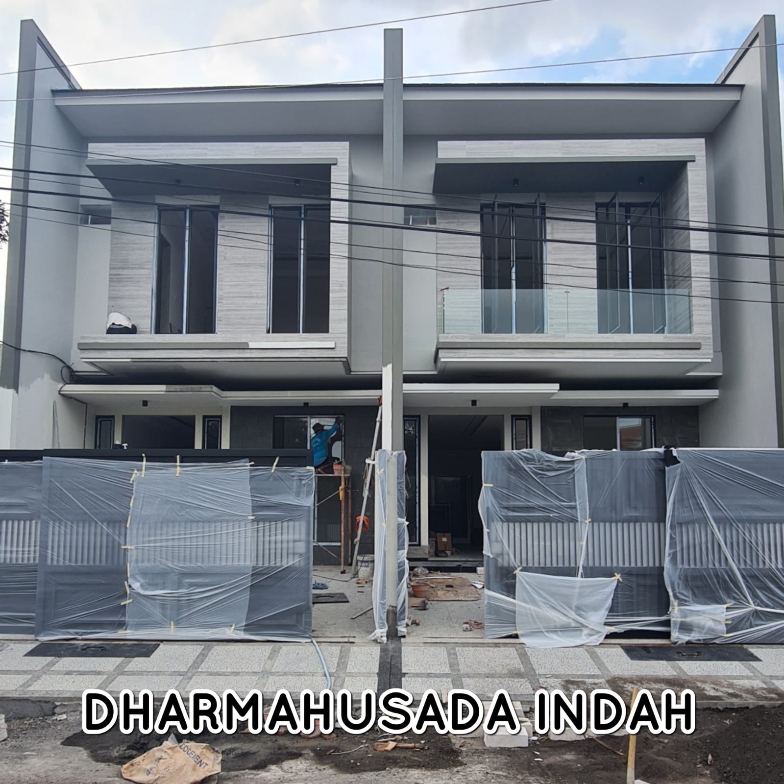 Dijual Rumah New Gress Minimalis di Dharmahusada Indah Surabaya Timur - Image 1