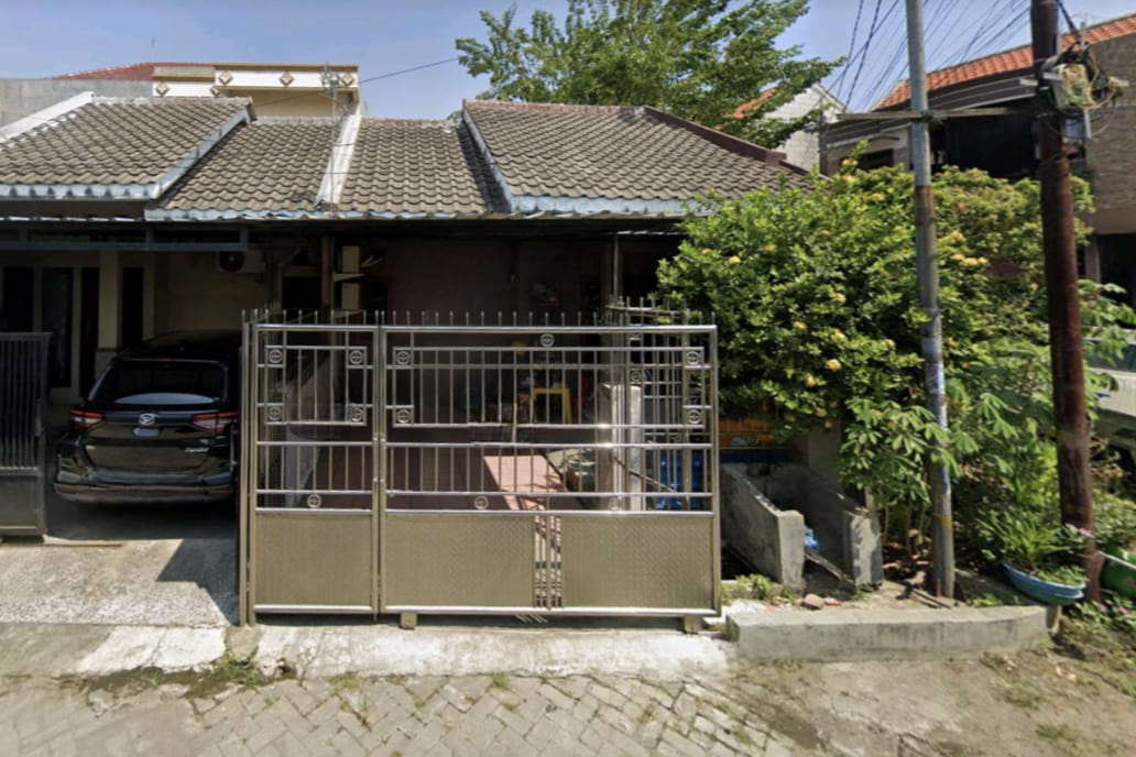 Dijual Cepat Rumah Lokasi di Tenggilis Mejoyo Surabaya Timur - Image 1